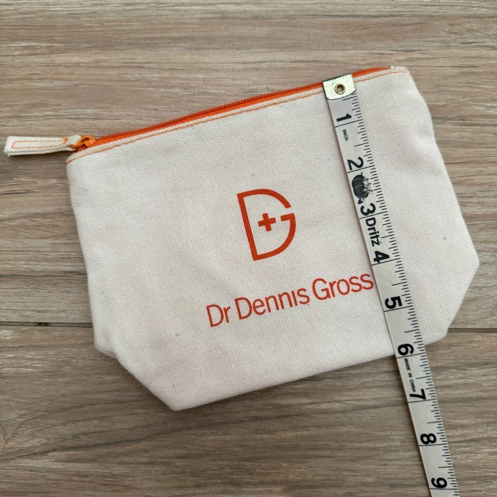 Dr Dennis Gross Pouch